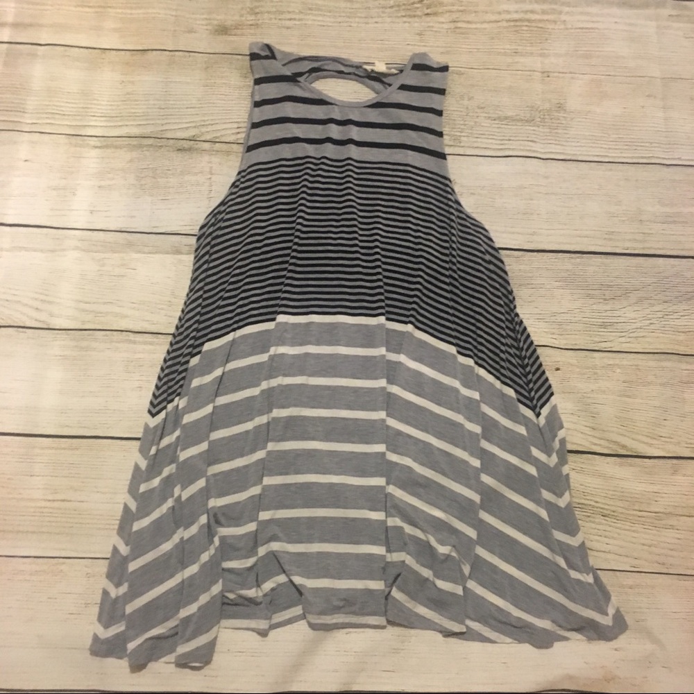 American Eagle Grey, Black, and White Swing Dress
